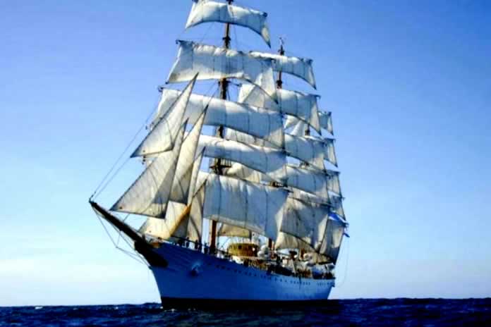 30IG-LA ARMADA ARGENTINA CELEBRÓ SUS 206 AÑOS, COMPROMETIDA CON LA LUCHA CONTRA EL COVID-19