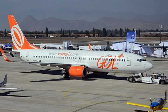 69EN-La brasileña GOL redujo personal y salarios ante pérdidas operativas