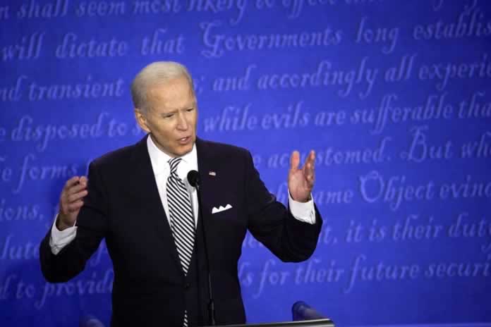 244IN-EE.UU. BIDEN DENUNCIA QUE FACEBOOK NO PASA SUS AVISOS