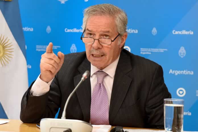 194P- Solá descarta al Mercosur y privilegia acuerdos bilaterales con China