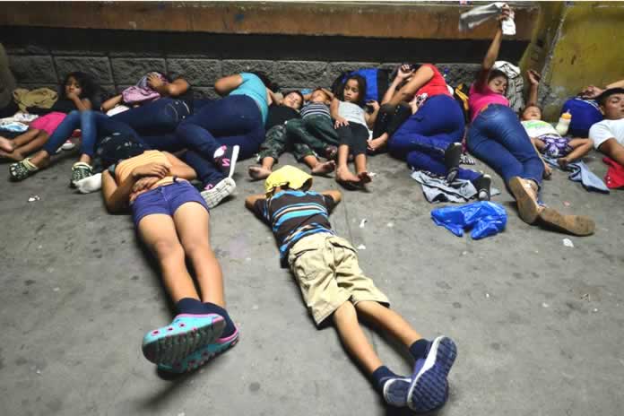 412INT-Honduras, Save the Children alerta del alto riesgo de explotación de 1.400 niños de la caravana migratoria