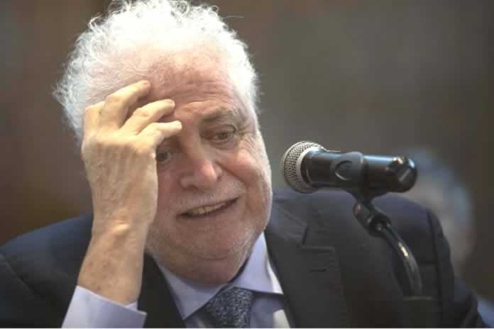 412P- Ginés González García echado en medio de un escándalo, mientras 44 millones de argentinos ignoran cuando se vacunaran