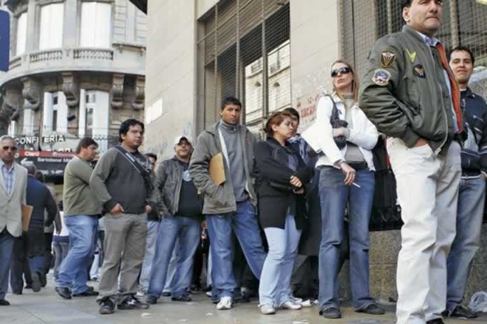 225EN - Covid-19 Se perdieron 220 mil puestos de trabajo formales por la cuarentena en 2020,