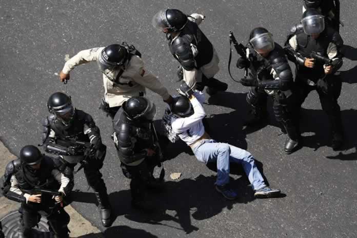 542 INT- Venezuela. La oposición espera que La Haya inicie una investigación por crímenes contra la Humanidad